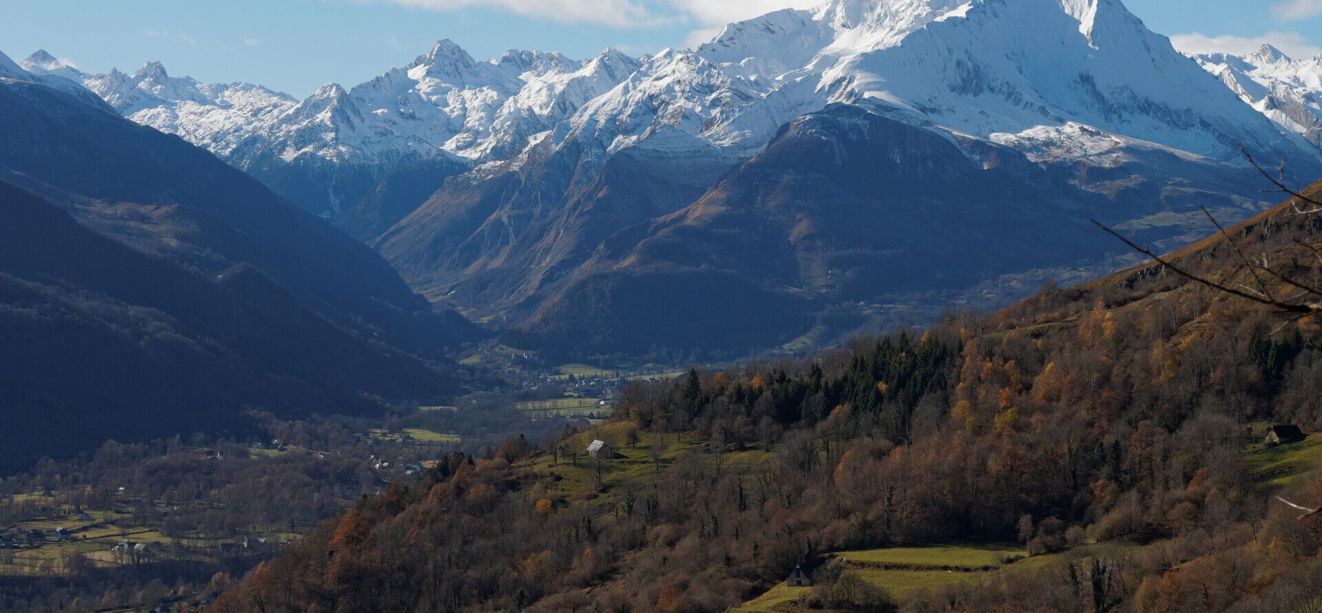 Arrens-Marsous est un village de montagne qui se trouve dans le département des Hautes-Pyrénées